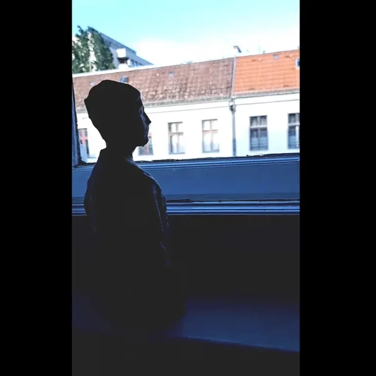 Window-Piotr-Kolanko